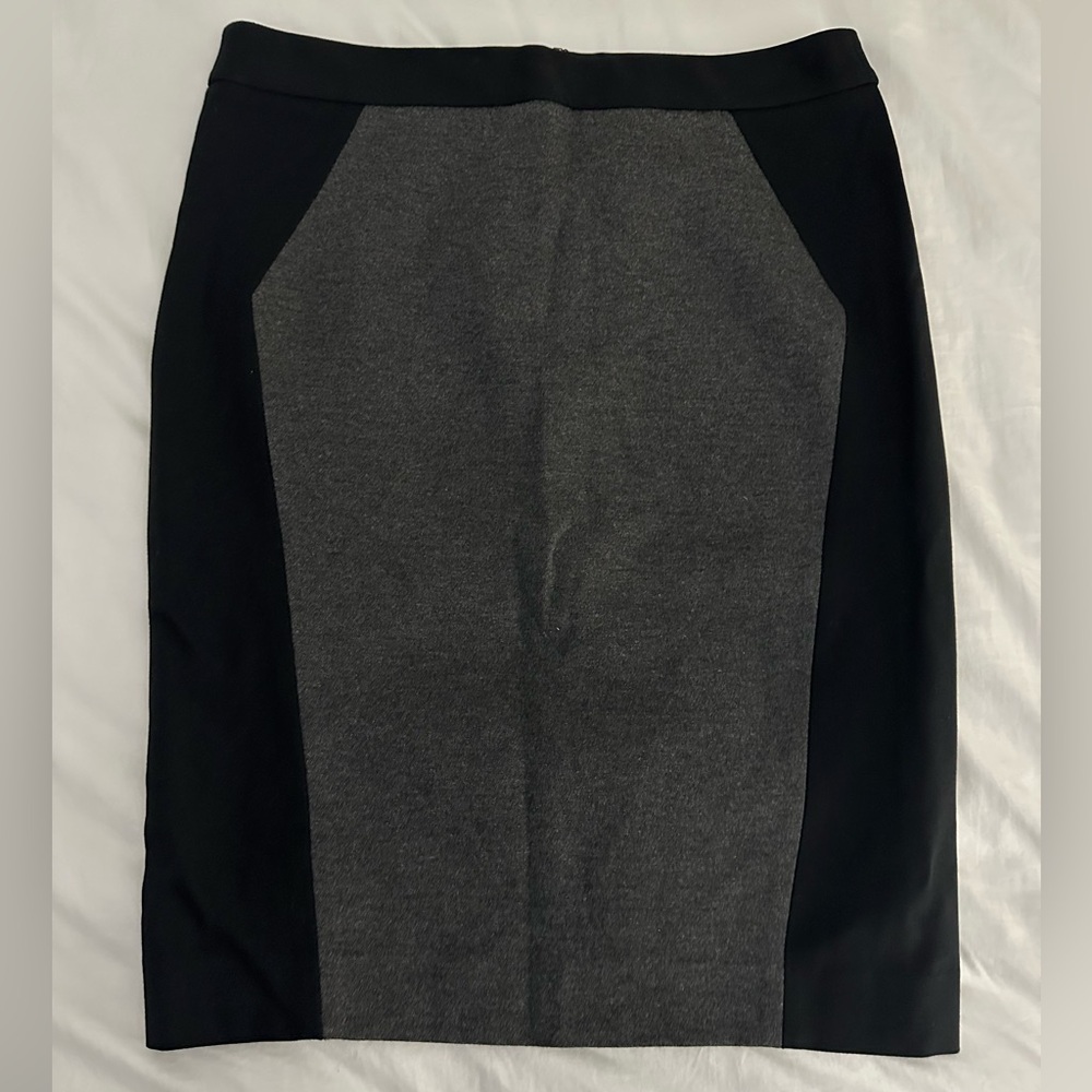 ✨NWT✨ LOFT Charcoal and Black Pencil Skirt